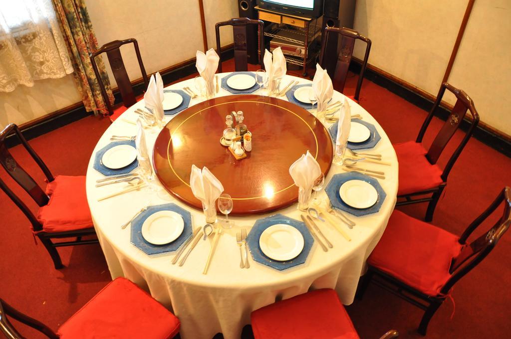 Shangri-La Hotel Uganda Καμπάλα Εξωτερικό φωτογραφία
