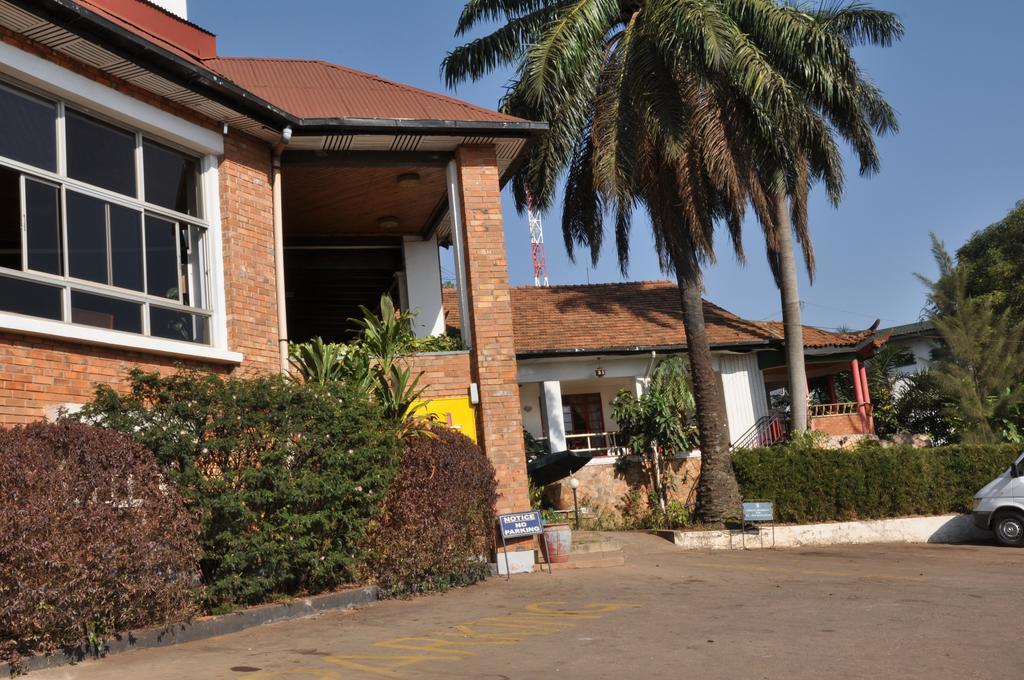 Shangri-La Hotel Uganda Καμπάλα Εξωτερικό φωτογραφία